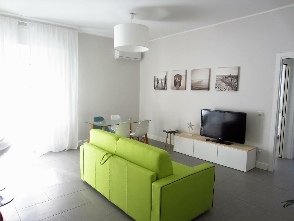New & Modern Apartment On The Sea Rimini Extérieur photo
